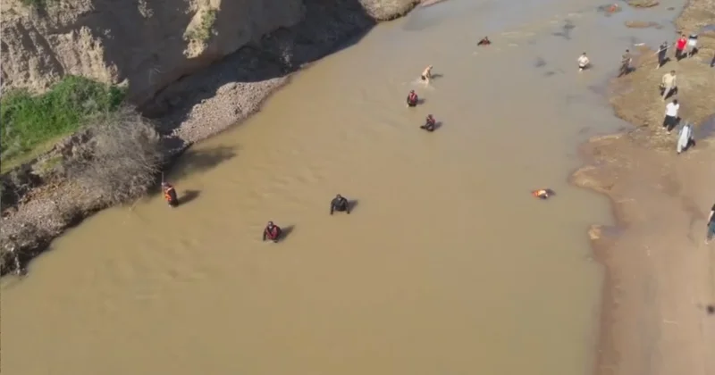 Уже несколько дней в Туркестанской области ищут ребёнка, упавшего в реку