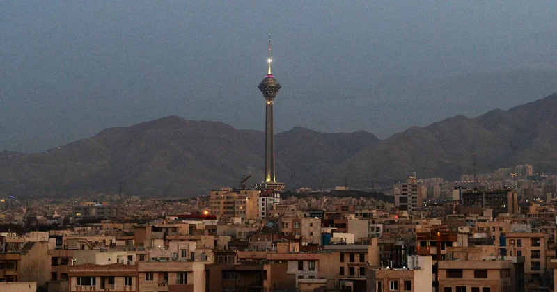 Иран БАӘ мен Бахрейндегі АҚШ пен байланысы бар алюминий зауыттарына шабуыл жасады