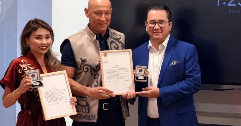 Қатарда елшілік казақстандық еріктілердің эвакуациялық шараларға қосқан үлесін атап өтті