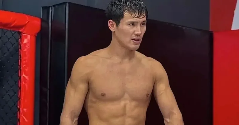 Еркебулан Токтар потерпел поражение на турнире Hype FC