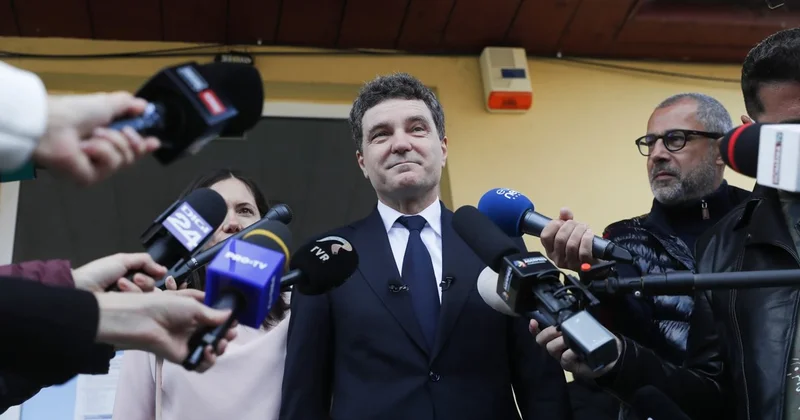 Румынияда саяси дағдарыс: президент ұлттық күштердің ықпалын шектеді