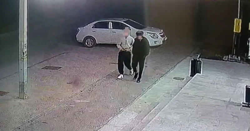 Наглую кражу сейфа с долларами и золотом засняли камеры в Туркестанской области