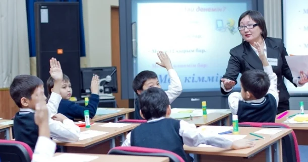 Бұл әділетсіздік! . Асхат Аймағамбетов сабақтан тыс уақытта оқушы үшін мұғалім жауап бермейтіндігін мәлімдеді