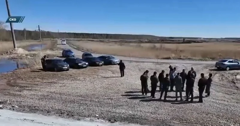 Люди на пределе : скандал разгорается вокруг строительства защитной дамбы в СКО (видео)