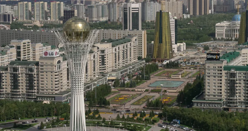 Депутаттар Астана мәртебесі туралы заңды жұмысқа алды