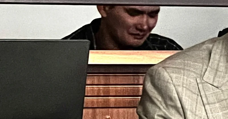 Убийство четырёх человек в Атырау: Сарсемалиев расплакался в суде во время показаний родителей