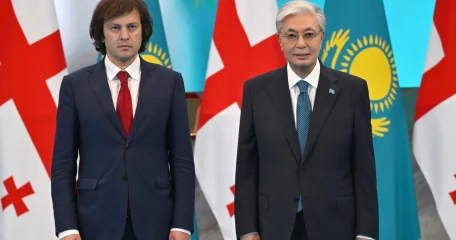 Касым Жомарт Токаев и Ираклий Кобахидзе провели переговоры в узком составе