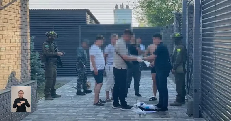 Қазақстандық Илон Маск теріс жолға түсті полиция кемеңгер есірткі зертханасын құрықтады