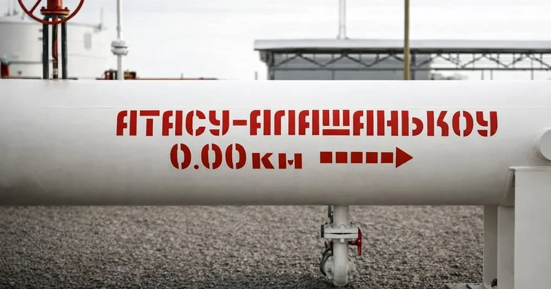 Қазақстан 20 жылда Қытайға 200 млн тоннадан астам мұнай жеткізді