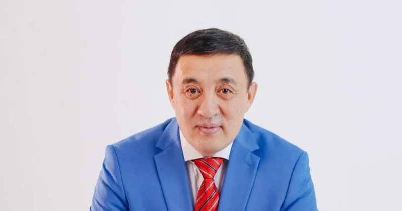 Құрылтай депутаты ең алдымен мемлекеттік мүддеге үлес қосуы керек Серікзат Дүйсенғазы