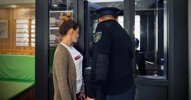 Қазақстандық әйел қаралы күндегі мінез құлқы үшін қамауға алынды