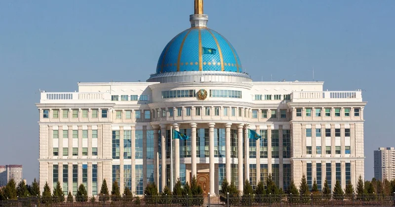 Токаев и Лукашенко провели телефонный разговор