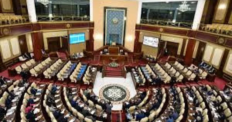 Депутаттар заңды түрде ЛГБТ насихатына тыйым салуды көздеп отыр