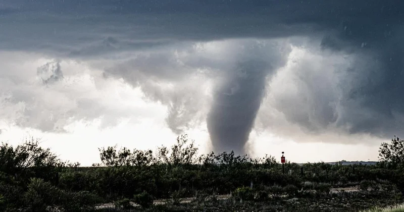 Ямайку объявили зоной бедствия из за урагана Мелисса