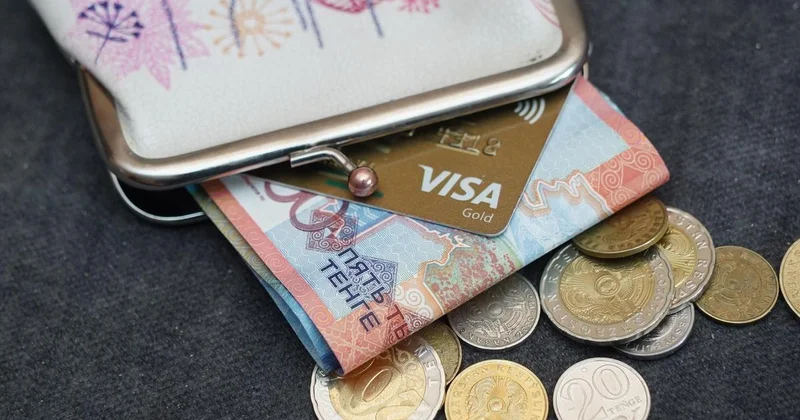 Почему новые пенсионные взносы хотят отдать в собственность казахстанцам