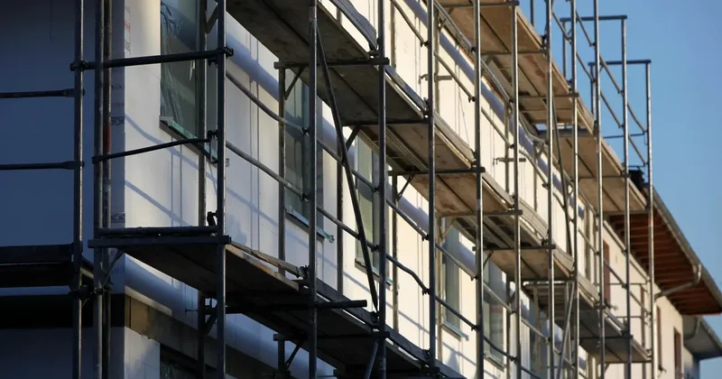 Касымбек рассказал, за чей счёт ремонтируют здание бывшего ЦУМа в Астане. Это не акимат