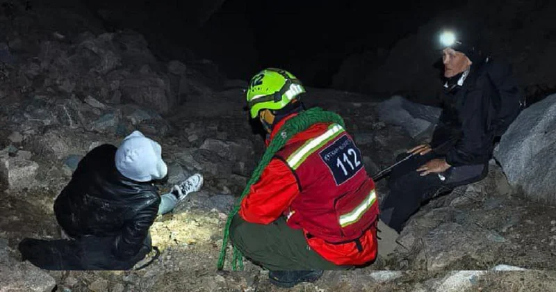 Четверо туристов заблудились в горах Алматы: их не могли найти из за одежды