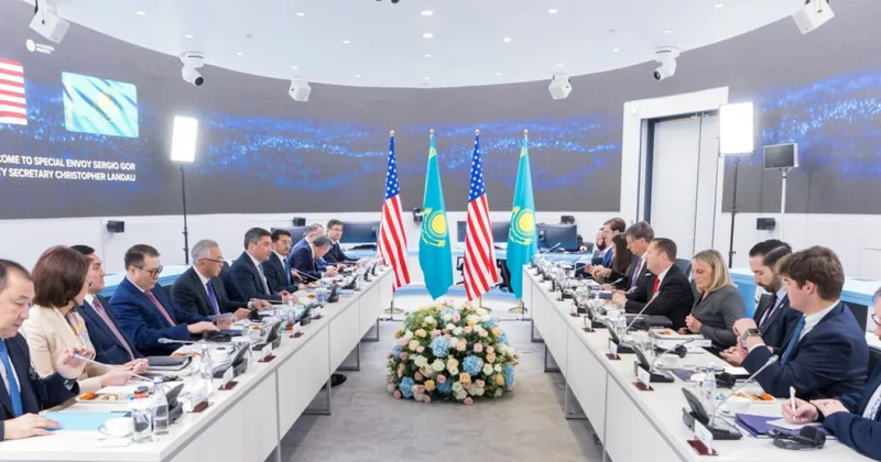 Олжас Бектенов Серджио Гор және Кристофер Ландаумен ынтымақтастық мәселелерін талқылады