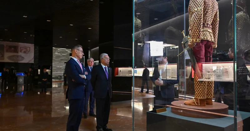 Касым Жомарт Токаев и Александр Стубб посетили Национальный музей