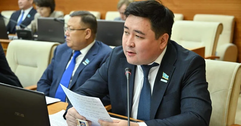 Жестко наказывать пранкеров в Казахстане предложил депутат