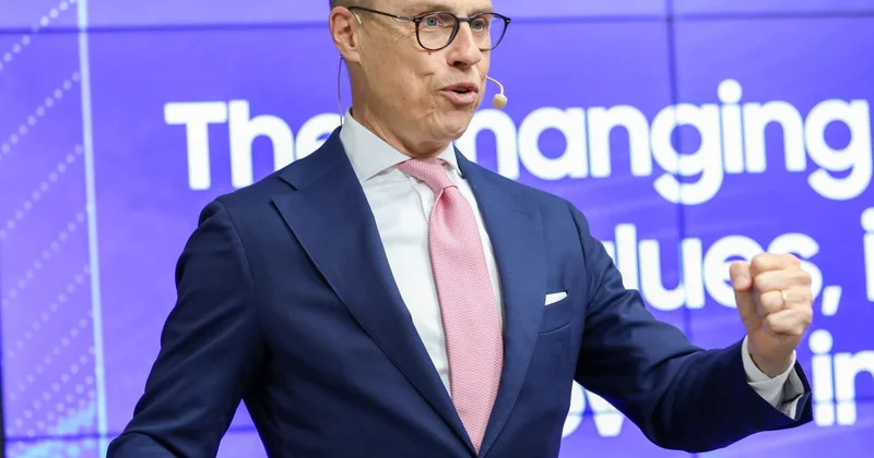 Жаһандық тәртіп, орта мемлекеттер рөлі Финляндия Президенті астаналық студенттерге дәріс оқыды