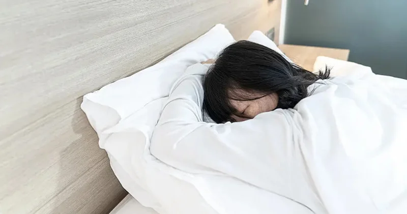 Тез ұйықтап кету үшін кешкі асқа қандай өнімдер қосу керек?