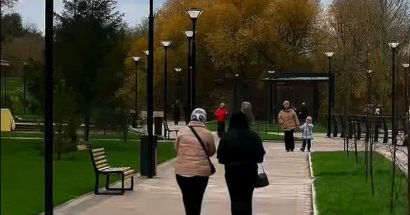 Шапки на них не горят