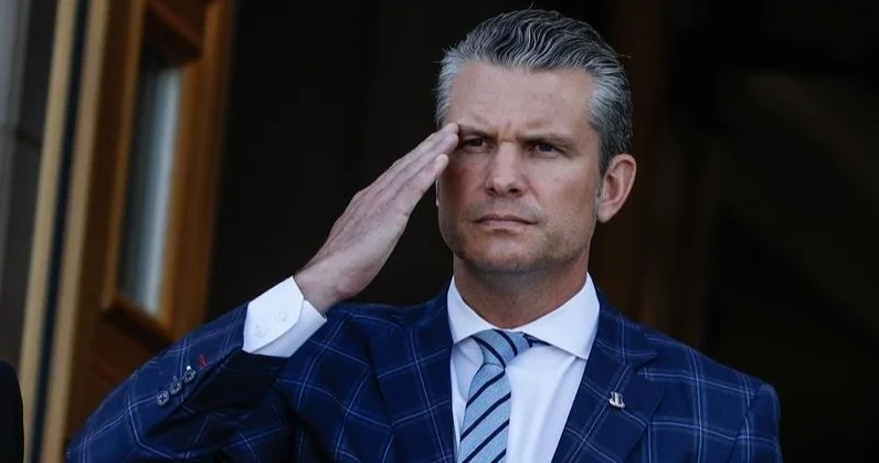 АҚШ әскері Тынық мұхитында есірткі тасыған төрт кемеге соққы жасады