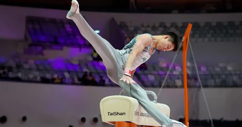 Без наград и под конём