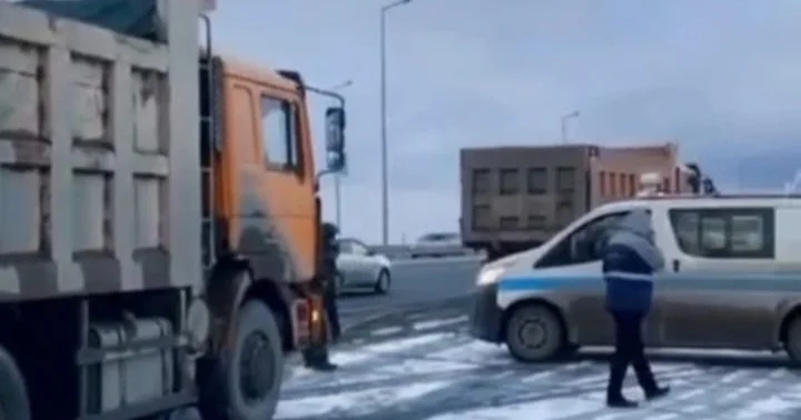 Семейде полицейді қағып кете жаздаған жүк көлігі жүргізушісі ұсталды