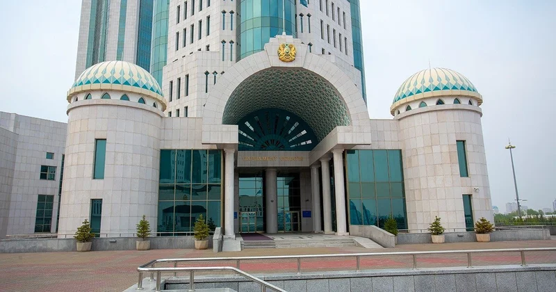 Ашимбаев опроверг слухи о противостоянии: парламент и правительство работают одной командой