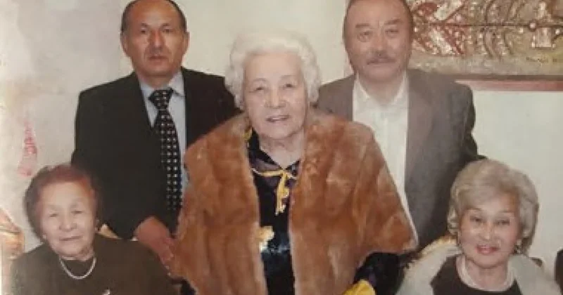 Туған жердің топырағы мен жусаны