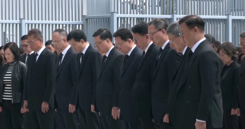 Гонконгте үш күндік аза тұту жарияланды