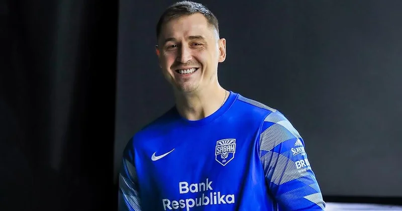 Казахстанский футболист помог своей команде разгромить соперника в зарубежном чемпионате