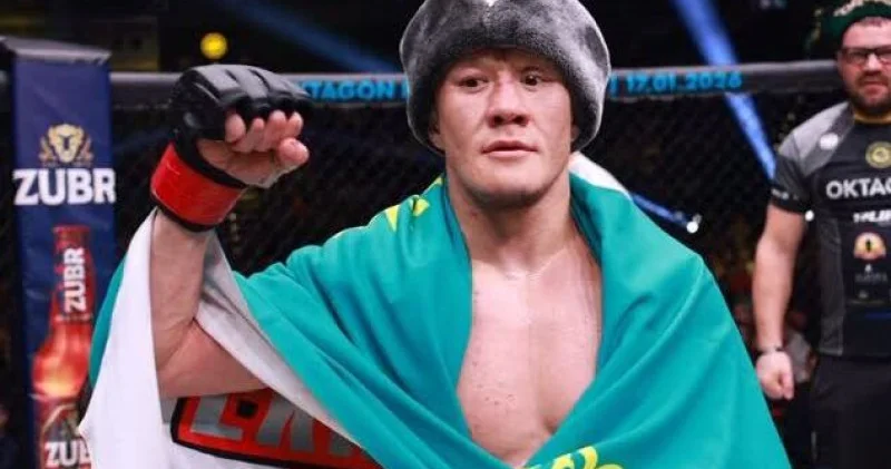 Жалғас Жұмағұлов Oktagon турнирінде мерзімінен бұрын жеңіске жетті