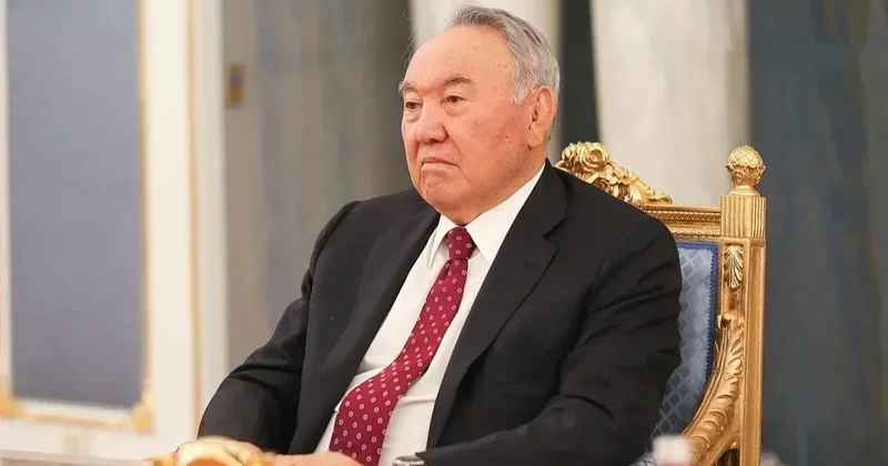 Депутат предложил ограничить Нурсултану Назарбаеву выезд за границу