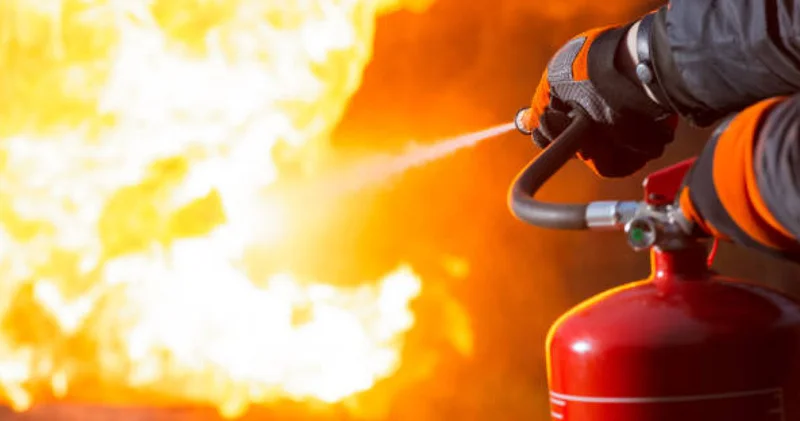 Атырауда киім базары өртенді