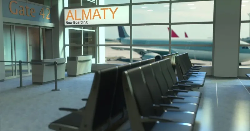 Праздничный режим работы: пассажирам советуют приезжать в аэропорт за два часа до вылета в Алматы