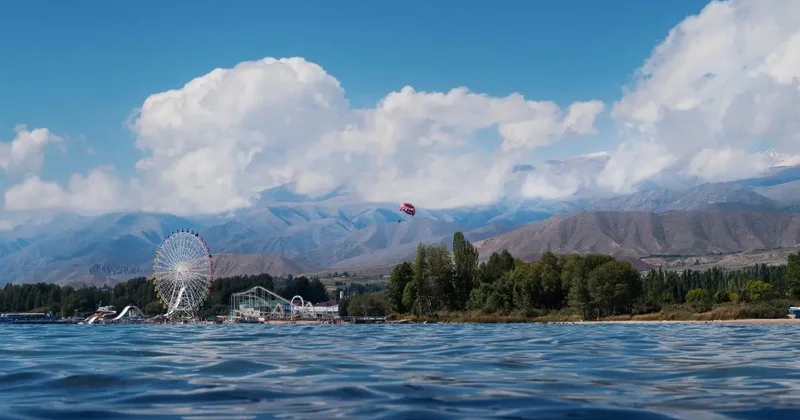 Казахстан сохраняет арендованные земли на Иссык Куле: мажилис одобрил ратификацию договора