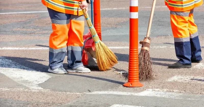 Әкесіне тіл тигізіп, қоғамдық жұмысқа жегілді