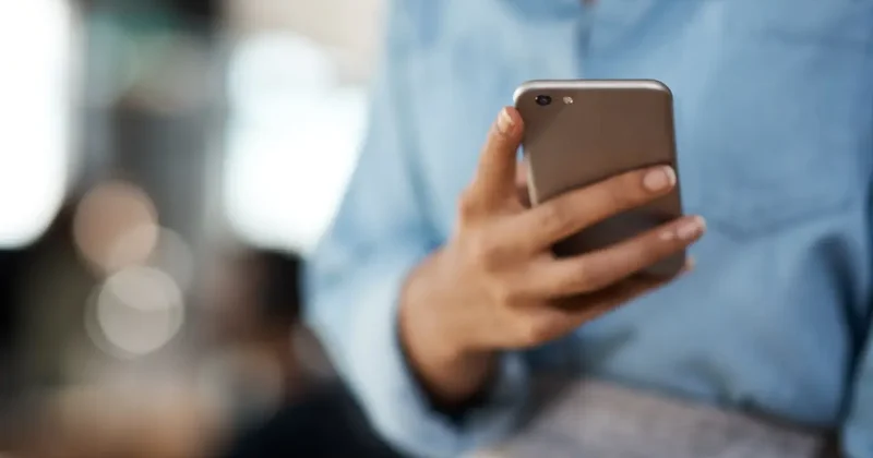 Заставлять операторов улучшать связь и одновременно держать тариф нереально Минцифры Казахстана