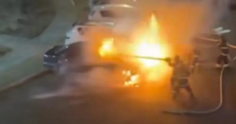 Ақтауда түнде автокөлік өртенді