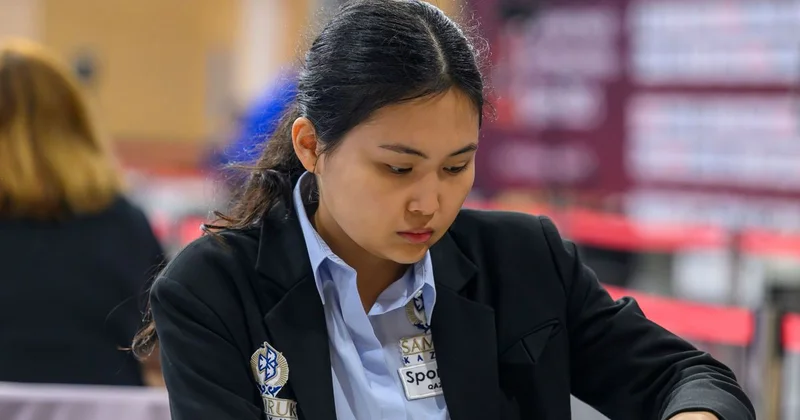 Шахматистка Бибисара Асаубаева вошла в топ 5 после первого дня чемпионата мира по блицу