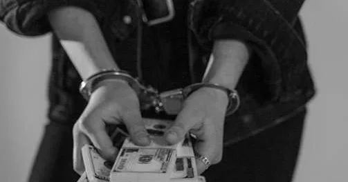 ҰБТ да әр балға 7 мың теңге алған ақтөбелік мұғалім сотталды