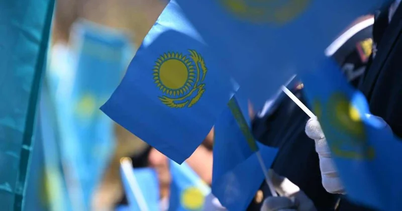 Почти 80% казахстанцев поддерживают конституционную реформу