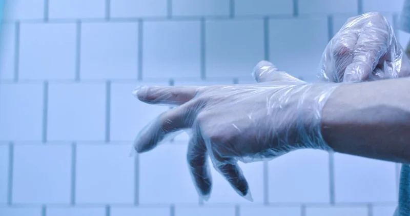 24 жастағы жігіт медицина университетіне оқуға түсу үшін өзінің бір аяғын кесіп тастады