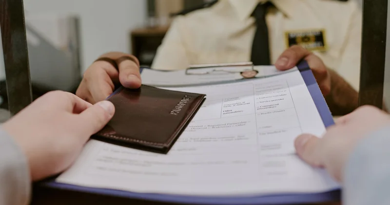 Некоторым казахстанцам будут давать отсрочку по кредитам