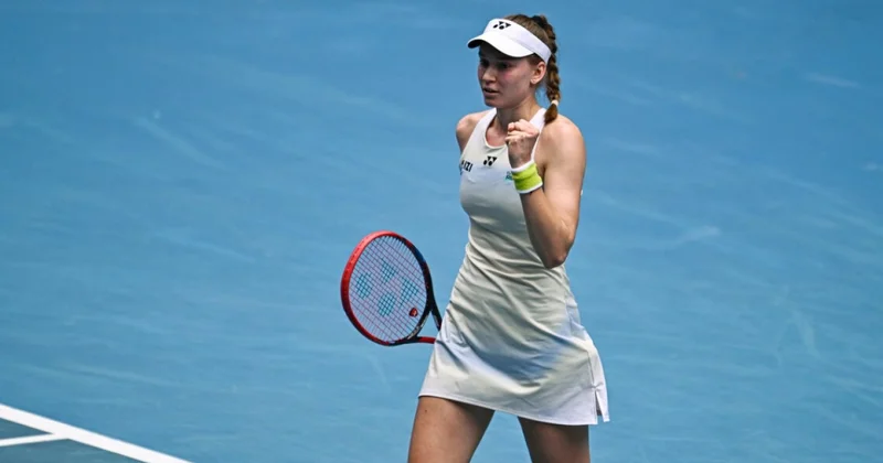 Рыбакина во второй раз вышла в финал Australian Open