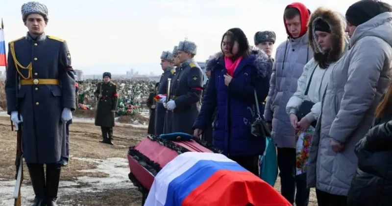 Украинада тұтқында отырған ресейлік сарбазды отанында жерлеп тастаған