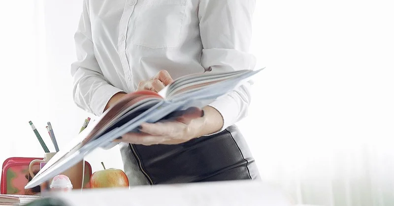 Замдиректора школы уволили в Астане, но она с этим не согласилась и вернулась на работу